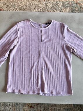 Pastel Lavender Ribbed Keyhole Long Sleeve Tee